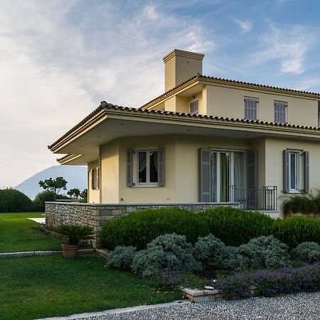 Villa Dh Epavlis Rio Exterior foto
