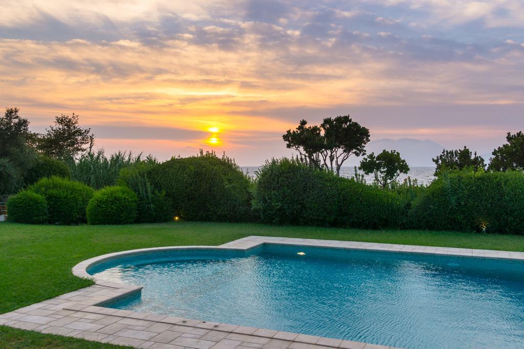Villa Dh Epavlis Rio Exterior foto