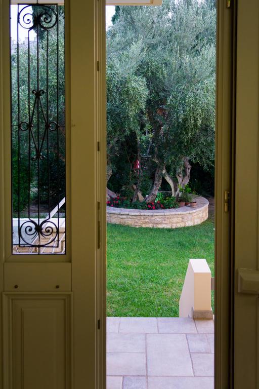 Villa Dh Epavlis Rio Exterior foto